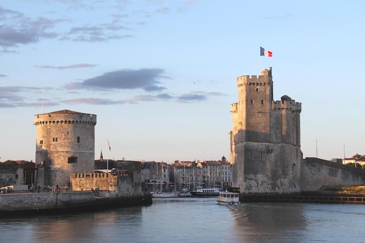 Terra Studio Cosy Et Calme Proche Du Centre Avec Parking Tv Et Wifi La Rochelle  Bagian luar foto